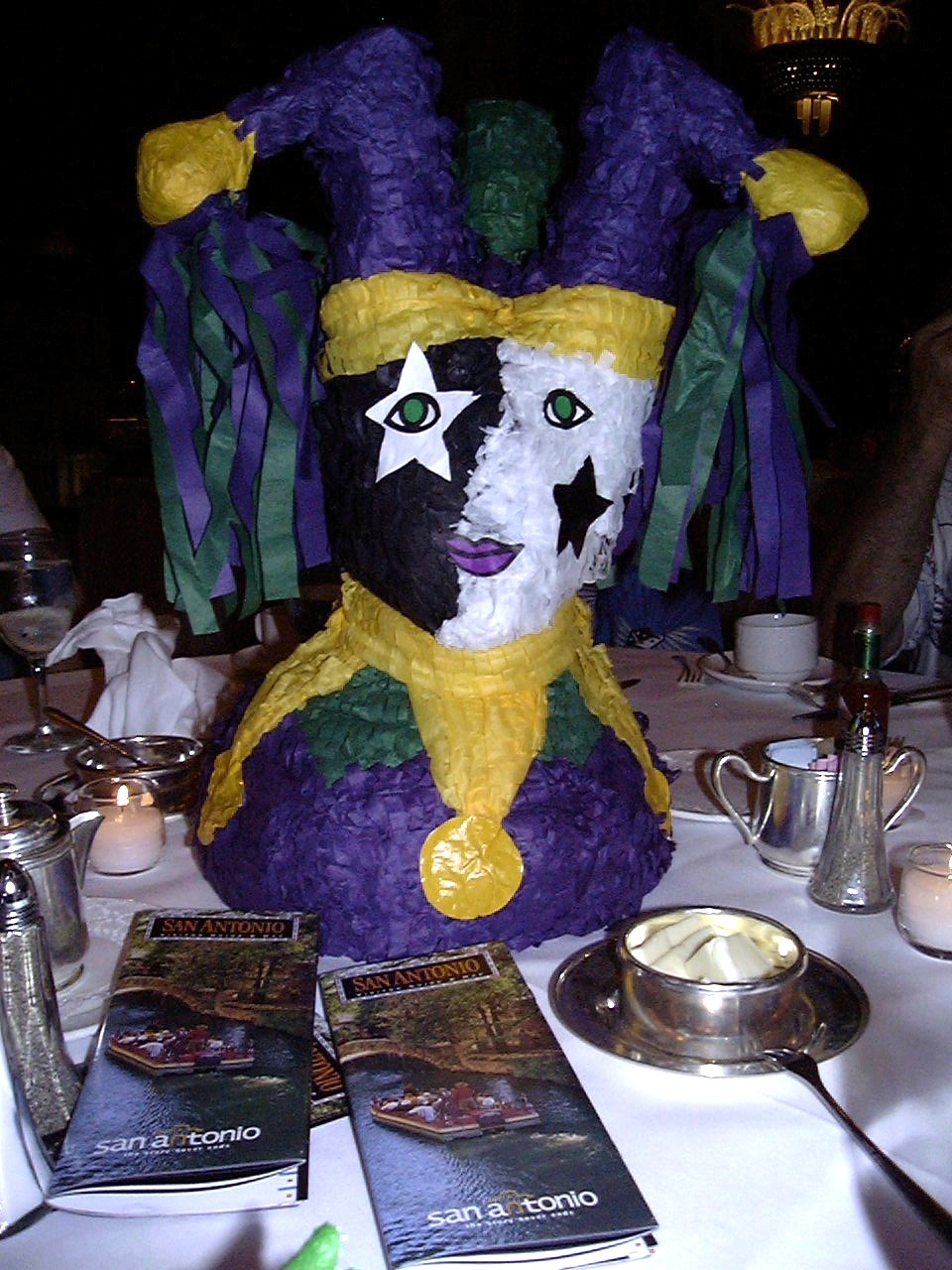 ../Images/8-3-02 Banquet Centerpiece.jpg